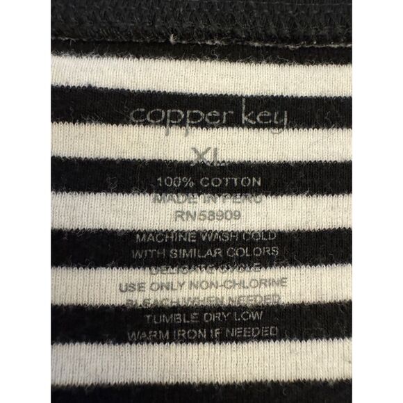 Copper Key Black and White Stripe Rhinestone Bling Long Sleeve Top - Sz XL - Picture 8 of 9